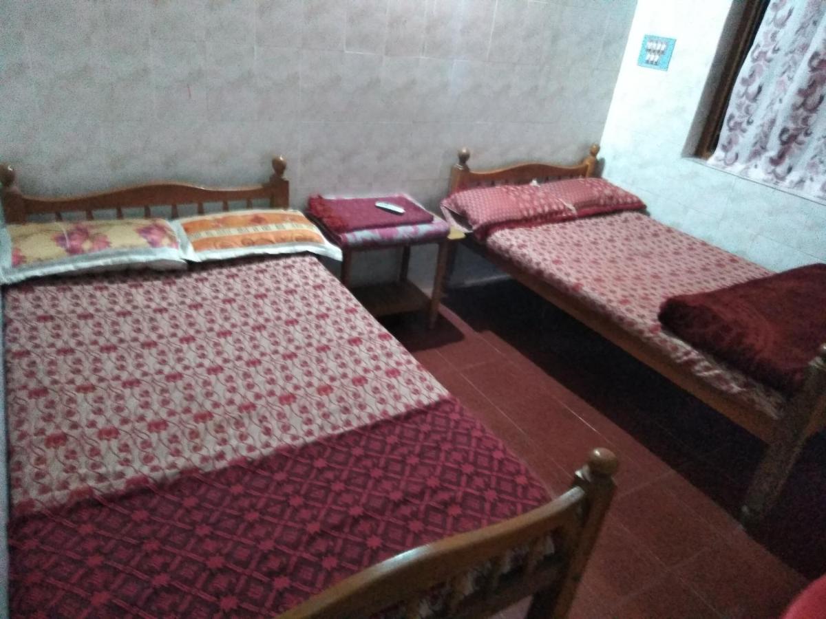Maniis Homestay Валпарай Екстер'єр фото